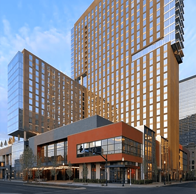 Exterior photo of The Omni Louisville Hotel in Downtown Louisville, Kentucky